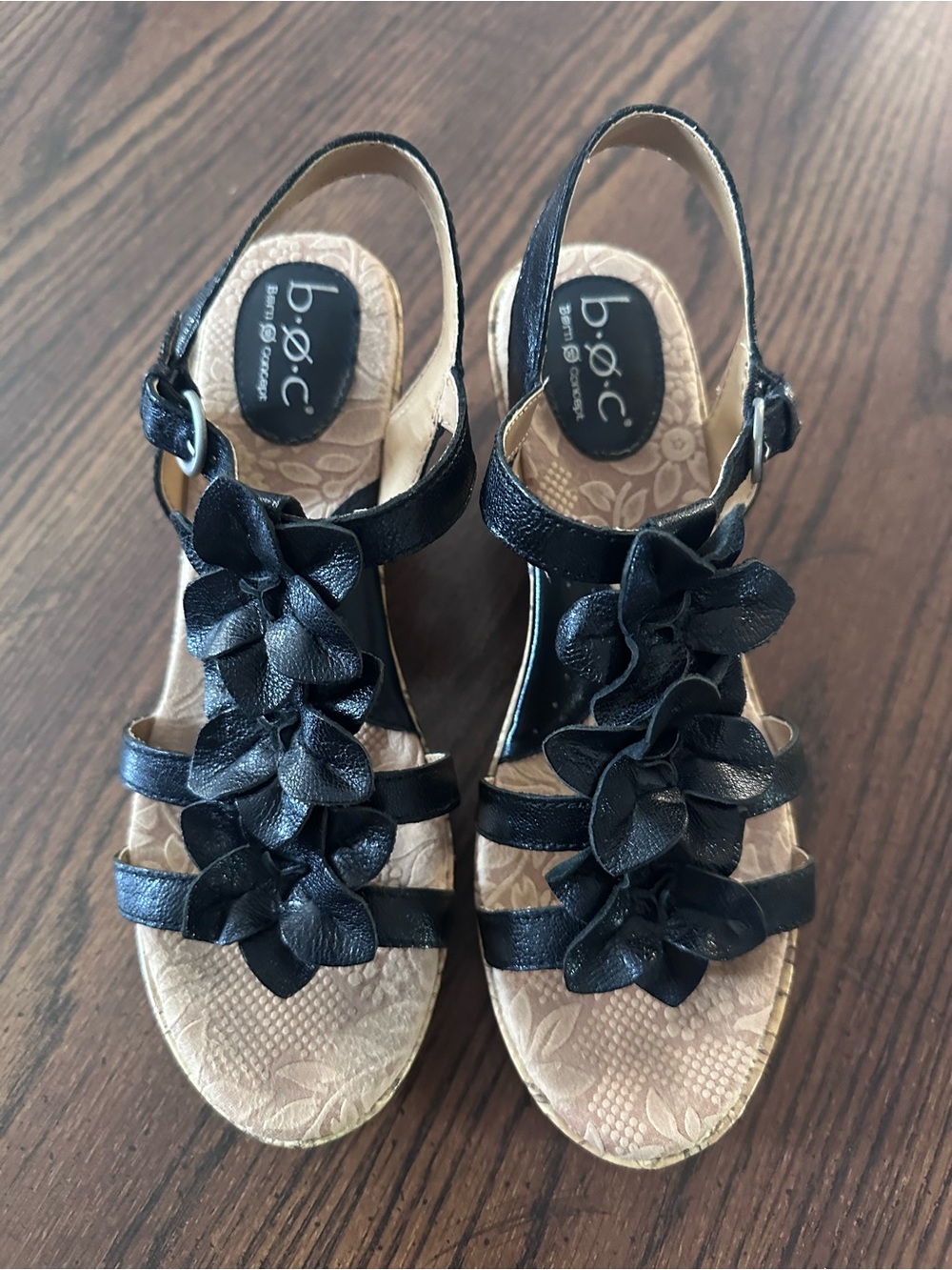 b.o.c. Black Floral Leather Slingback Wedge Sandals